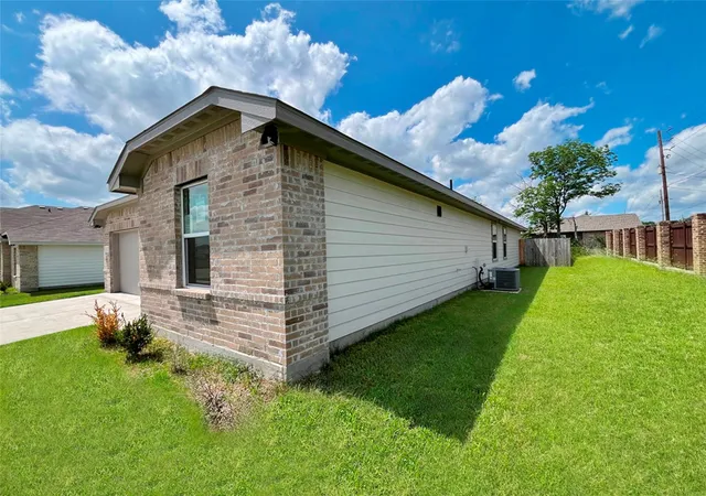 Photo 3 of Single family home for sale at 102 Doma Ave, Greenville, TX 75402 | MLS# 21298681 | Listing updated on 2026-09-22