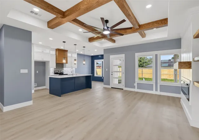 Photo 3 of Single family home for sale at 306 Backlash Dr, Gun Barrel City, TX 75156 | MLS# 21298721 | Listing updated on 2026-10-06