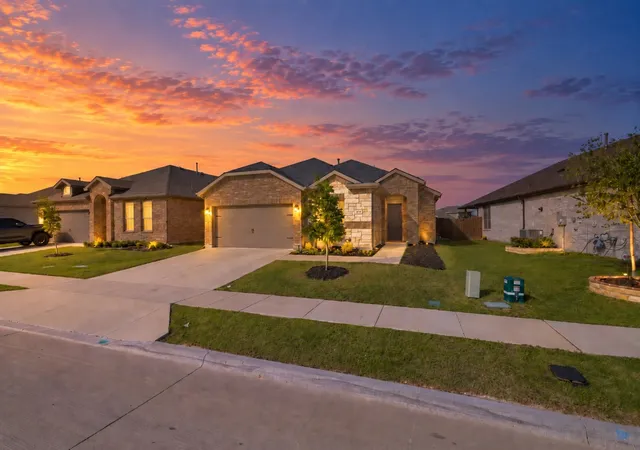 Photo 3 of Single family home for sale at 179 Dogwood Ave, Rhome, TX 76078 | MLS# 21298216 | Listing updated on 2026-09-09