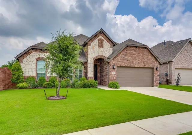 Photo 3 of Sale Pending at 131 Hawks Ridge Trl, Burleson, TX 76028 | MLS# 21295966 | Listing updated on 2026-09-11