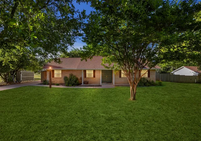 Photo 1 of Single family home for sale at 103 Cedar Dr, Red Oak, TX 75154 | MLS# 21294986 | Listing updated on 2026-09-15