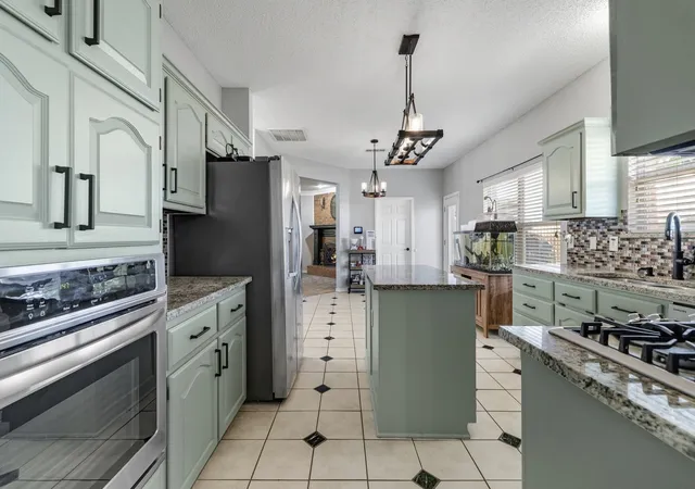 Photo 3 of Single family home for sale at 3105 Chalkstone Dr, Rowlett, TX 75088 | MLS# 21290878 | Listing updated on 2026-08-02