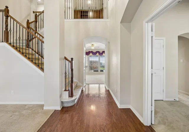 Photo 3 of Single family home for sale at 6421 Fairfield Dr, Rowlett, TX 75089 | MLS# 21298001 | Listing updated on 2026-10-05