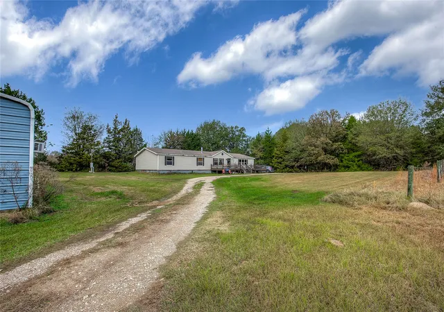 Photo 4 of Manufactured home for sale at 25378 Us Hwy 80, Grand Saline, TX 75140 | MLS# 21299676 | Listing updated on 2026-09-14