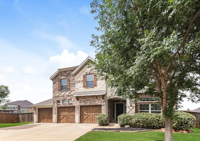 Photo 2 of Sale Pending at 1543 Intessa Ct, Rockwall, TX 75032 | MLS# 21297074 | Listing updated on 2026-10-05