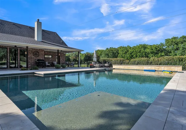 Photo 1 of Sale Pending at 7466 Bent Trl, Mansfield, TX 76063 | MLS# 21291426 | Listing updated on 2026-09-08