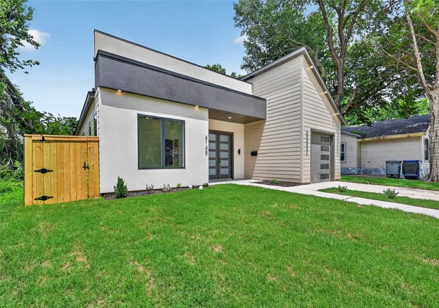 Photo 2 of Single family home for sale at 5130 Echo Ave, Dallas, TX 75215 | MLS# 21300009 | Listing updated on 2026-09-10