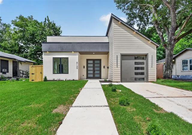 Photo 3 of Single family home for sale at 5130 Echo Ave, Dallas, TX 75215 | MLS# 21300009 | Listing updated on 2026-09-10