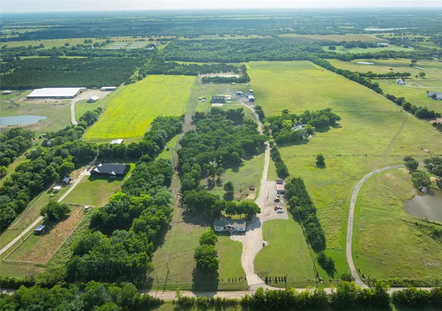 Photo 1 of Single family home for sale at 568 County Road 5025, Leonard, TX 75452 | MLS# 21300015 | Listing updated on 2026-09-13