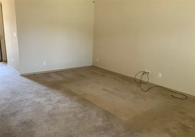 Photo 3 of Single family home for sale at 2122 Fair Weather Dr, Lancaster, TX 75146 | MLS# 21300027 | Listing updated on 2026-09-14