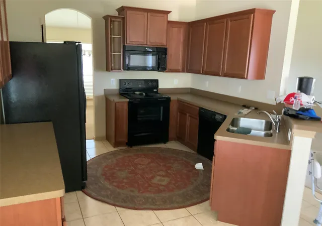 Photo 4 of Single family home for sale at 2122 Fair Weather Dr, Lancaster, TX 75146 | MLS# 21300027 | Listing updated on 2026-09-14