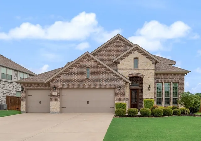 Photo 2 of Single family home for sale at 516 W North Creek Dr, Sherman, TX 75092 | MLS# 21298195 | Listing updated on 2026-09-10