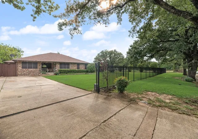 Photo 3 of Single family home for sale at 12704 Garden Grove Dr, Dallas, TX 75253 | MLS# 21300037 | Listing updated on 2026-10-04