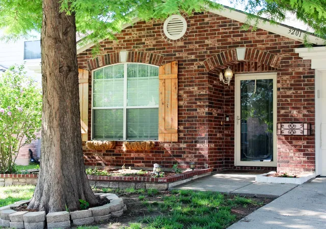 Photo 2 of Single family home for sale at 3201 Kingsbrook Dr, Wylie, TX 75098 | MLS# 21297860 | Listing updated on 2026-09-08