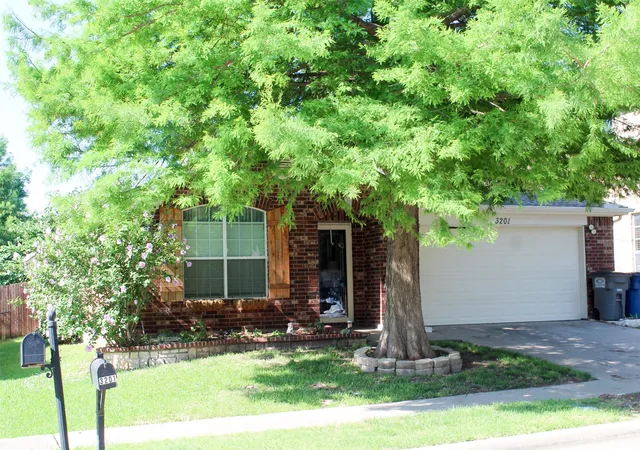 Photo 3 of Single family home for sale at 3201 Kingsbrook Dr, Wylie, TX 75098 | MLS# 21297860 | Listing updated on 2026-09-08