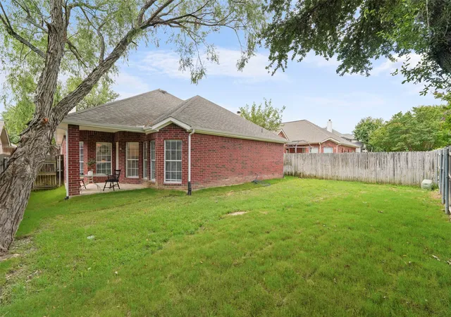 Photo 2 of Single family home for sale at 4605 Angelina Wy, Fort Worth, TX 76137 | MLS# 21300044 | Listing updated on 2026-09-15