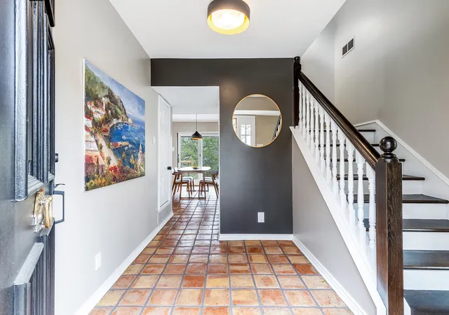 Photo 4 of Sale Pending at 204 Sovereign Ct, Rockwall, TX 75032 | MLS# 21296699 | Listing updated on 2026-09-11