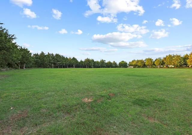 Photo 40 of Single family home for sale at 231 Geis Dr, Pottsboro, TX 75076 | MLS# 21298215 | Listing updated on 2026-10-07