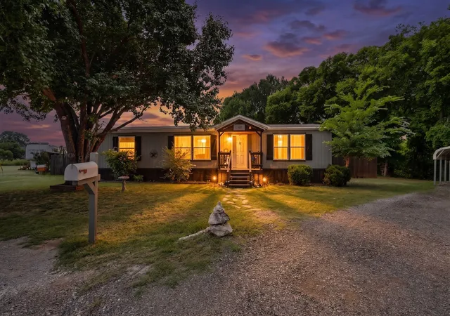 Photo 1 of Manufactured home for sale at 5800 Archery Ct, Granbury, TX 76048 | MLS# 21298831 | Listing updated on 2026-09-09