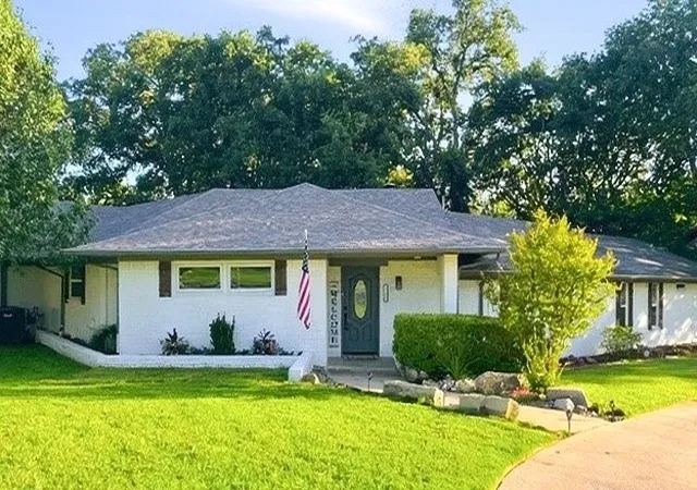 Photo 1 of Single family home for sale at 2208 Turtle Creek Dr, Sherman, TX 75092 | MLS# 21280427 | Listing updated on 2026-09-12