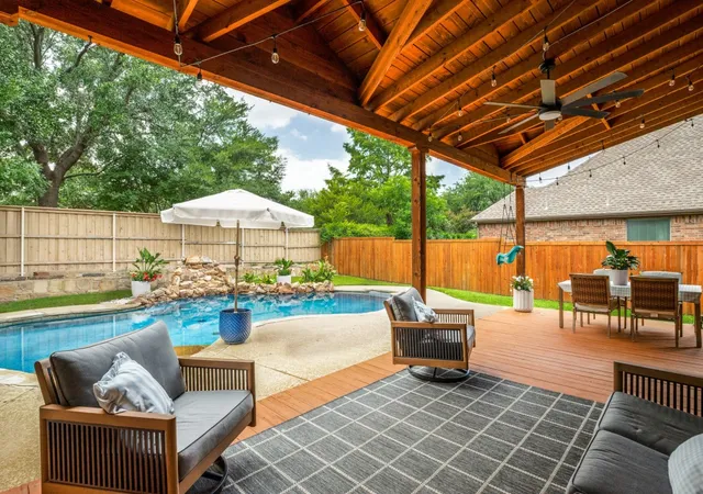 Photo 1 of Sale Pending at 1001 Thornapple Dr, Mc Kinney, TX 75071 | MLS# 21300115 | Listing updated on 2026-09-14