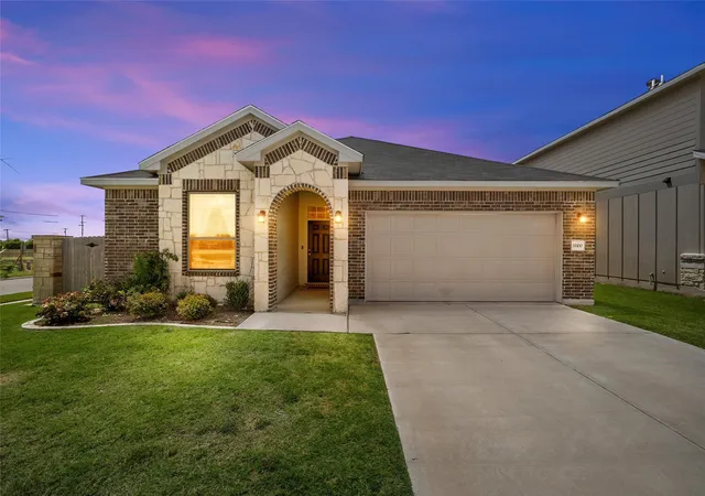 Photo 2 of Single family home for sale at 11100 Solar St, Lorena, TX 76655 | MLS# 21298729 | Listing updated on 2026-10-07