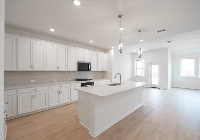 Photo 3 of Single family home for sale at 3912 Amethyst Dr, Celina, TX 75009 | MLS# 21300387 | Listing updated on 2026-09-13