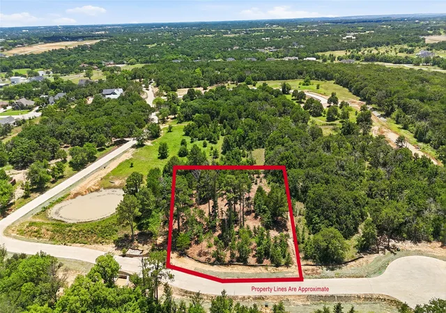 Photo 1 of Sale Pending at 1121 Redbird Grove Rd, Argyle, TX 76226 | MLS# 21299335 | Listing updated on 2026-09-14