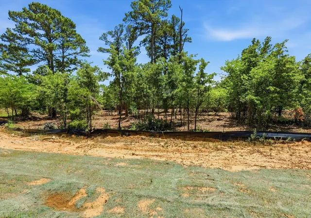 Photo 3 of Sale Pending at 1121 Redbird Grove Rd, Argyle, TX 76226 | MLS# 21299335 | Listing updated on 2026-09-14