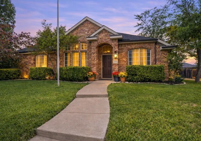Photo 1 of Single family home for sale at 8201 Evening Star, Rowlett, TX 75089 | MLS# 21299683 | Listing updated on 2026-09-11