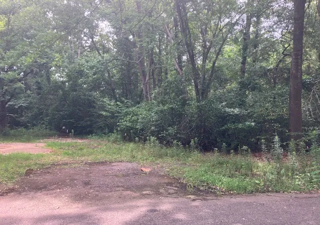 Photo 1 of Land for sale at 1315 N Fannin Ave, Tyler, TX 75702 | MLS# 21298405 | Listing updated on 2026-09-10