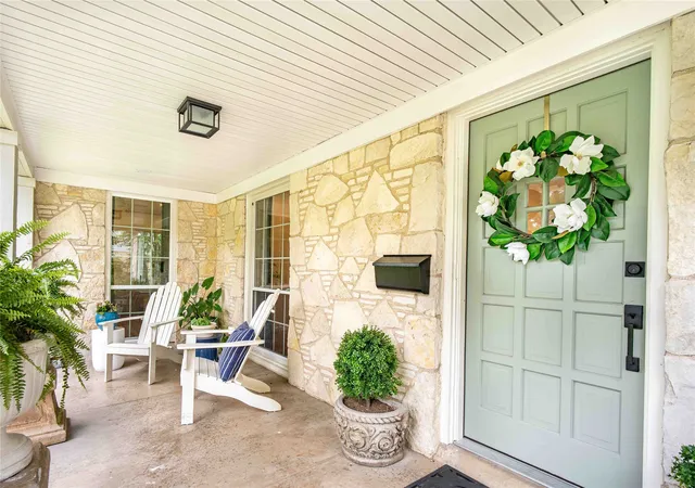 Photo 1 of Sale Pending at 1511 Verano Dr, Dallas, TX 75218 | MLS# 21300139 | Listing updated on 2026-09-08