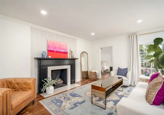 Photo 4 of Sale Pending at 1511 Verano Dr, Dallas, TX 75218 | MLS# 21300139 | Listing updated on 2026-09-08