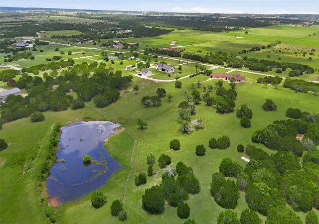 Photo 4 of Single family home for sale at 158 Private Road 2656, Walnut Springs, TX 76690 | MLS# 21300212 | Listing updated on 2026-10-21