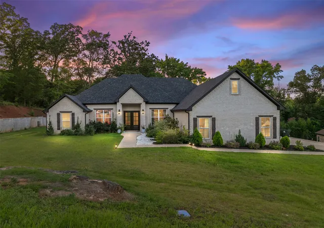 Photo 1 of Single family home for sale at 15883 Crazy Horse Dr, Lindale, TX 75771 | MLS# 21300744 | Listing updated on 2026-10-01