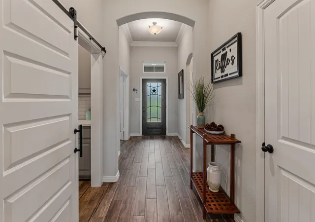 Photo 4 of Single family home for sale at 1089 Emilia Dr, Farmersville, TX 75442 | MLS# 21297028 | Listing updated on 2026-09-14