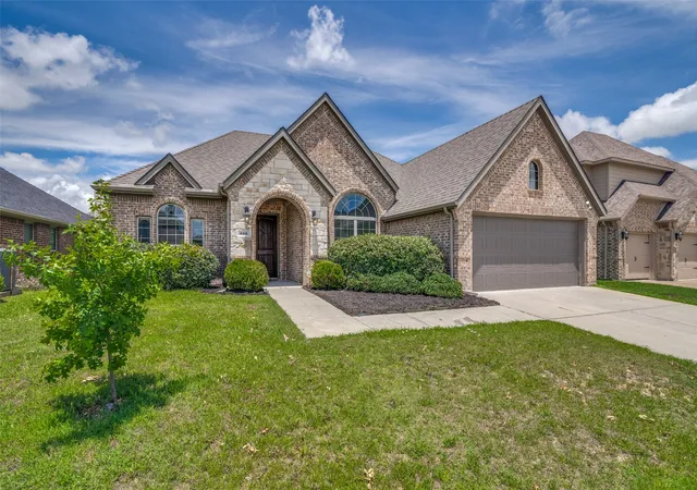 Photo 2 of Single family home for sale at 616 Cayden Ct, Fate, TX 75087 | MLS# 21300860 | Listing updated on 2026-09-11