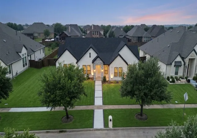 Photo 2 of Single family home for sale at 1005 Devonshire Dr S, Forney, TX 75126 | MLS# 21300949 | Listing updated on 2026-09-13