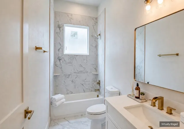Photo 4 of Single family home for sale at 1005 Devonshire Dr S, Forney, TX 75126 | MLS# 21300949 | Listing updated on 2026-09-13
