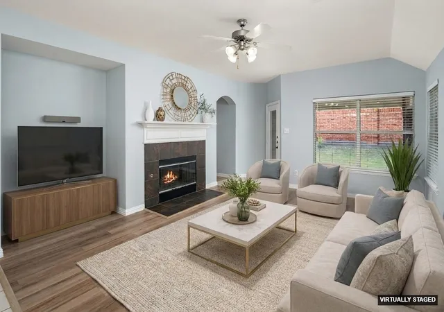 Photo 3 of Single family home for sale at 1711 Buckthorne Dr, Allen, TX 75002 | MLS# 21290953 | Listing updated on 2026-09-11