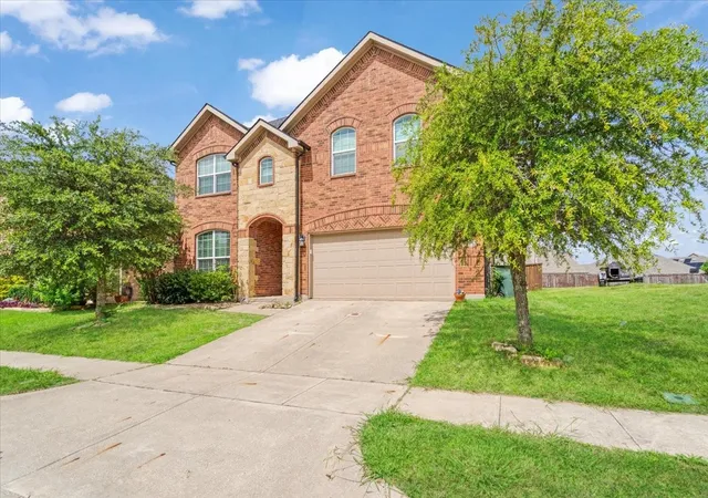 Photo 1 of Single family home for sale at 802 Swan Ridge Dr, Sherman, TX 75092 | MLS# 21299486 | Listing updated on 2026-09-14