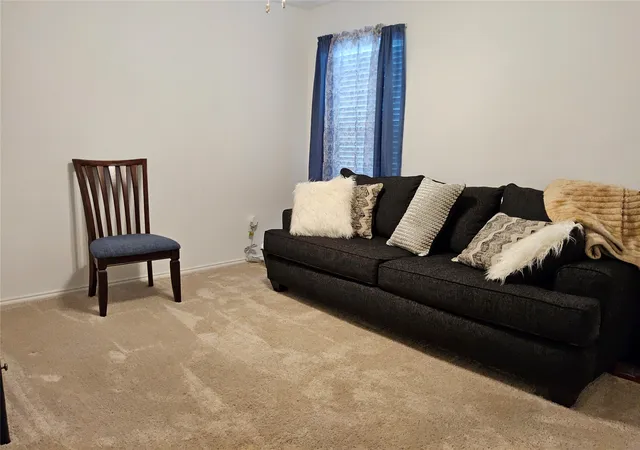 Photo 4 of Single family home for sale at 5908 Nyquist Wy, Forney, TX 75126 | MLS# 21291207 | Listing updated on 2026-09-12