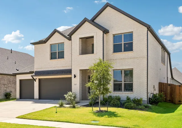 Photo 2 of Sale Pending at 917 Breezy St, Princeton, TX 75407 | MLS# 21301080 | Listing updated on 2026-10-06