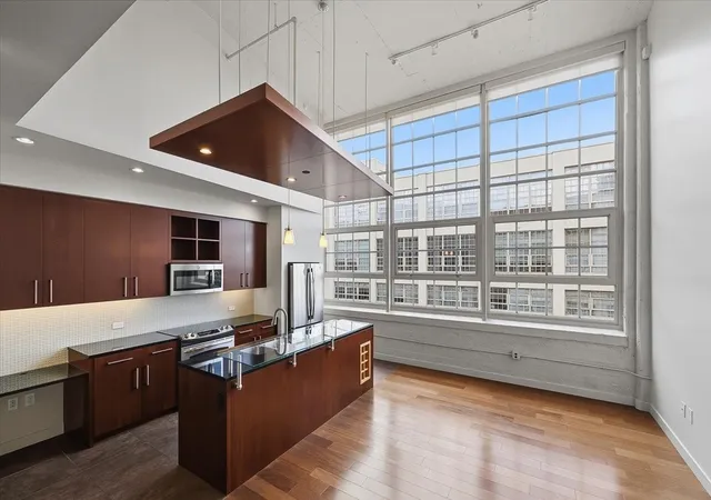Photo 2 of Condo for sale at 2600 W 7th St #2722, Fort Worth, TX 76107 | MLS# 21296954 | Listing updated on 2026-09-09