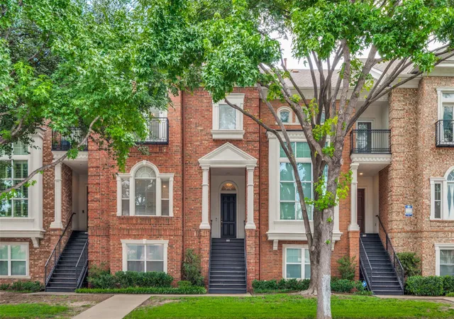 Photo 1 of Condo for sale at 2205 Canton St #105, Dallas, TX 75201 | MLS# 21301234 | Listing updated on 2026-09-13