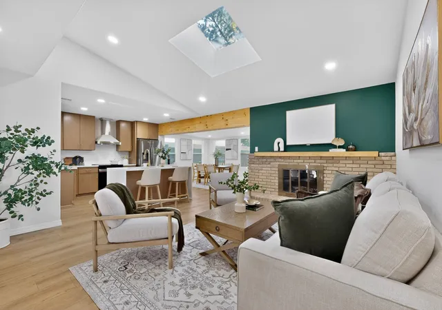 Photo 1 of Single family home for sale at 3045 Lockmoor Ln, Dallas, TX 75220 | MLS# 21301558 | Listing updated on 2026-09-12