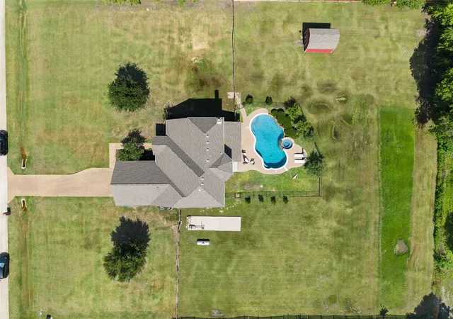 Photo 3 of Single family home for sale at 2305 Silver Maple Dr, Wylie, TX 75098 | MLS# 21298833 | Listing updated on 2026-09-12