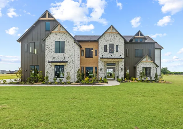Photo 1 of Single family home for sale at 705 Cambridge Ct, Nevada, TX 75173 | MLS# 21288203 | Listing updated on 2026-09-14