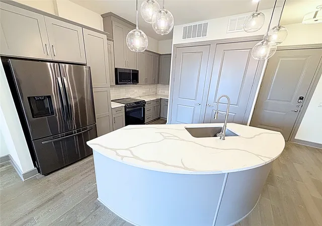 Photo 3 of Condo for sale at 2700 Old Denton Rd #3311, Carrollton, TX 75007 | MLS# 21301168 | Listing updated on 2026-09-14