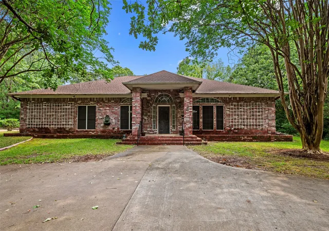 Photo 1 of Single family home for sale at 605 County Road 2310, Mineola, TX 75773 | MLS# 21301704 | Listing updated on 2026-09-21